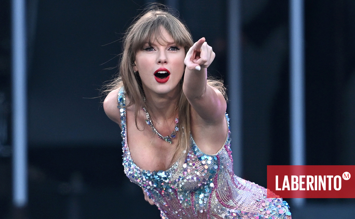 Taylor Swift al inicio de un concierto de la gira The Eras Tour. (Foto: Joel Carret | EFE)
