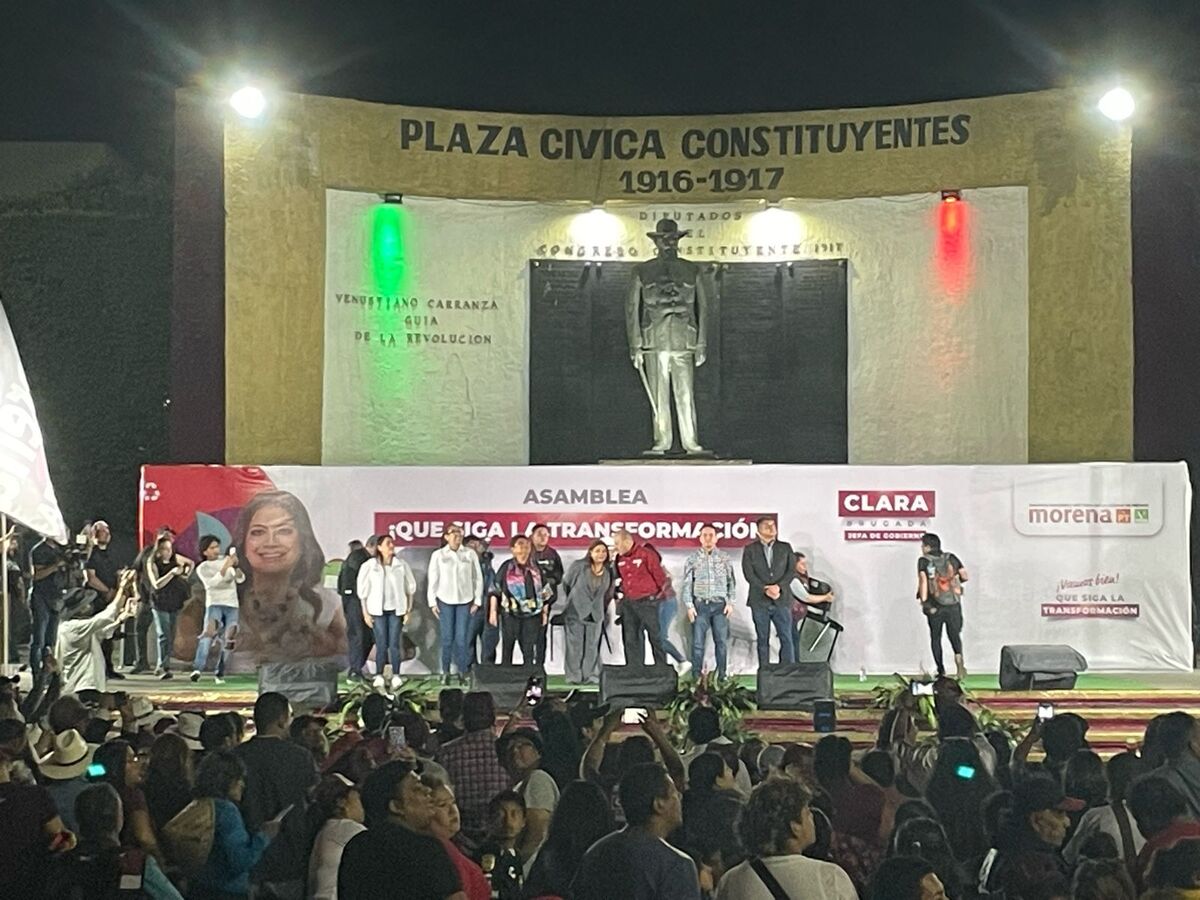 Clara Brugada en campaña rumbo a elecciones 2024.