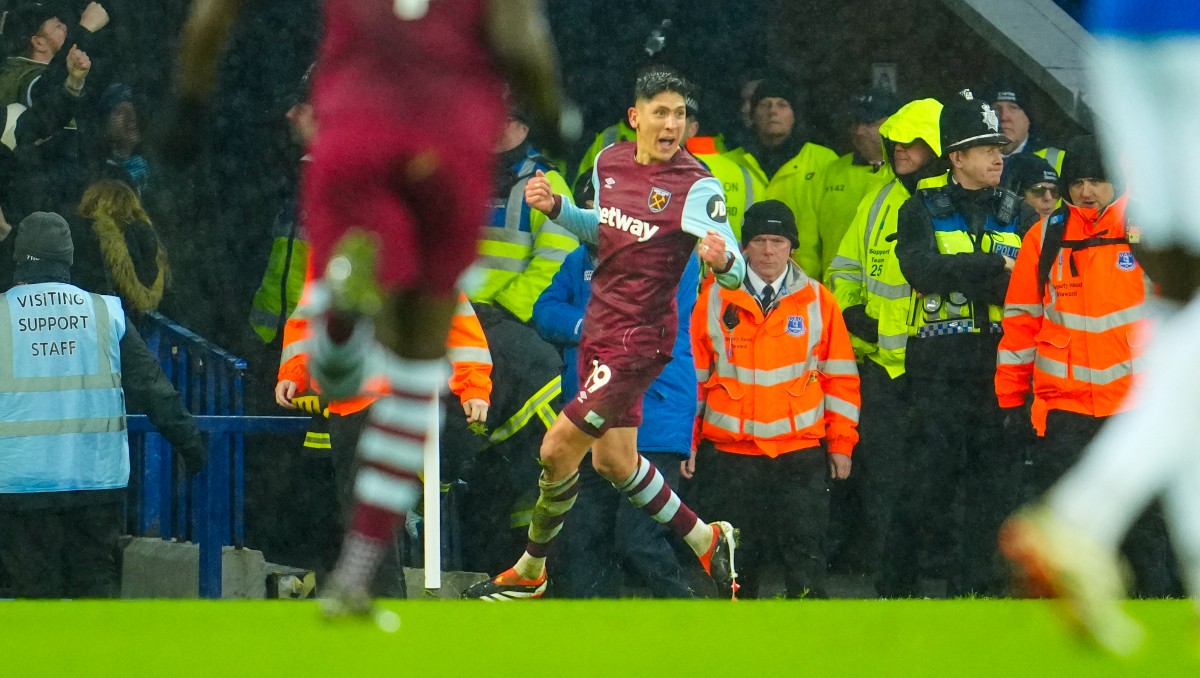 Edson Álvarez anotó gol en triunfo del West Ham (AP)