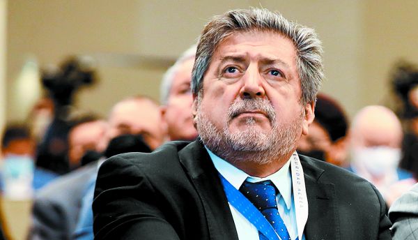 El funcionario apuntó que reducirán por cinco años las operaciones. ARACELI LÓPEZ