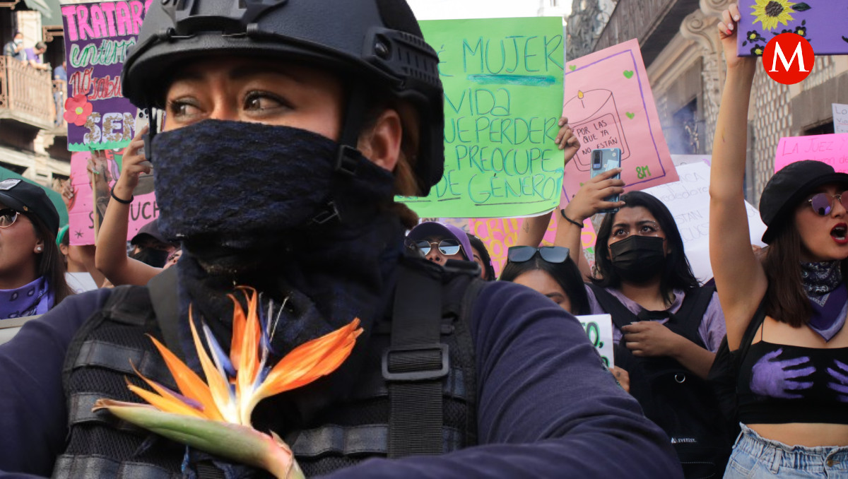 Mujeres policías acompañarán a mujeres en  marcha 8M en Puebla | Es Imagen