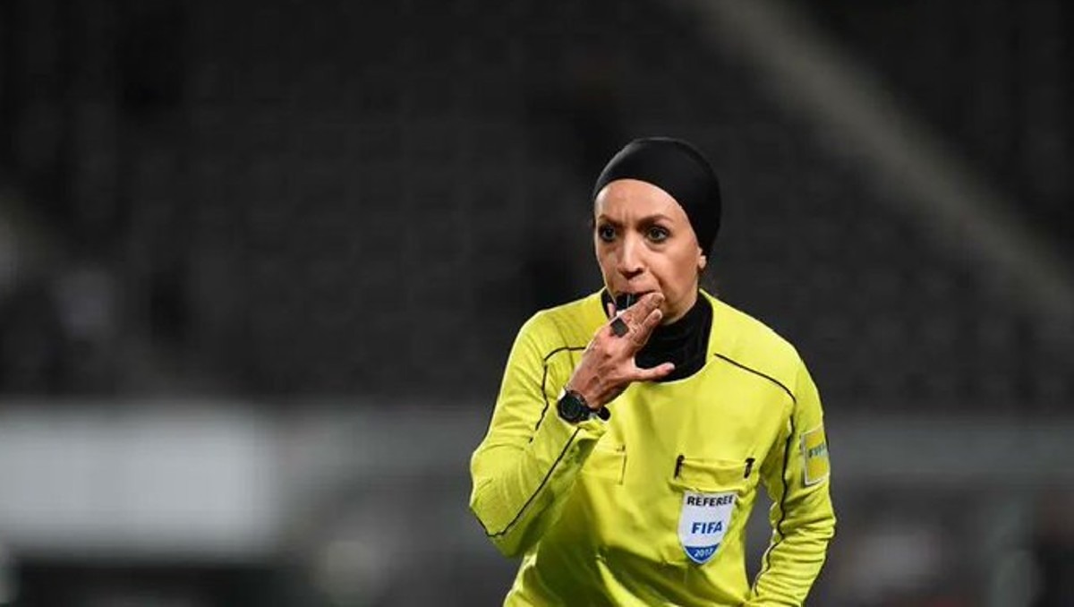 Primera mujer iraní que será parte de un cuerpo arbitral (AFP)
