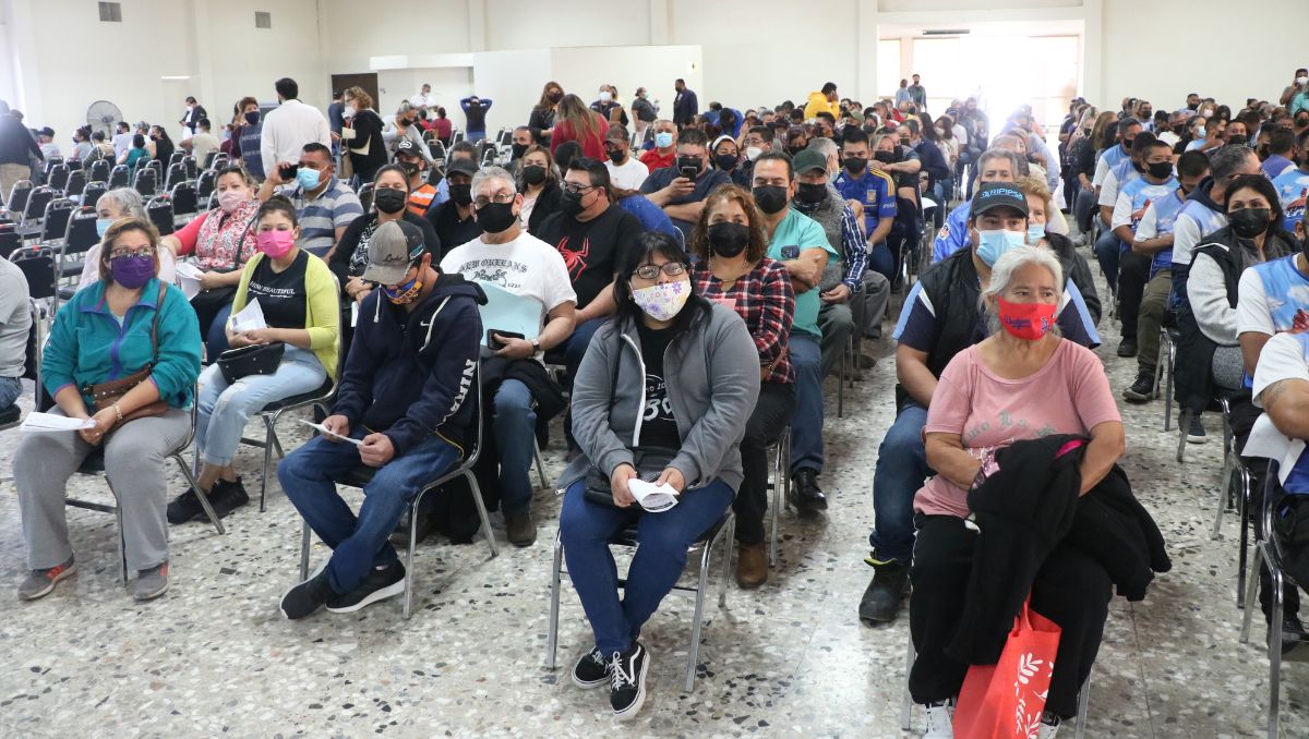 Según Salud falta el 14% de la población de completar su esquema de vacunación. Leonel Rocha