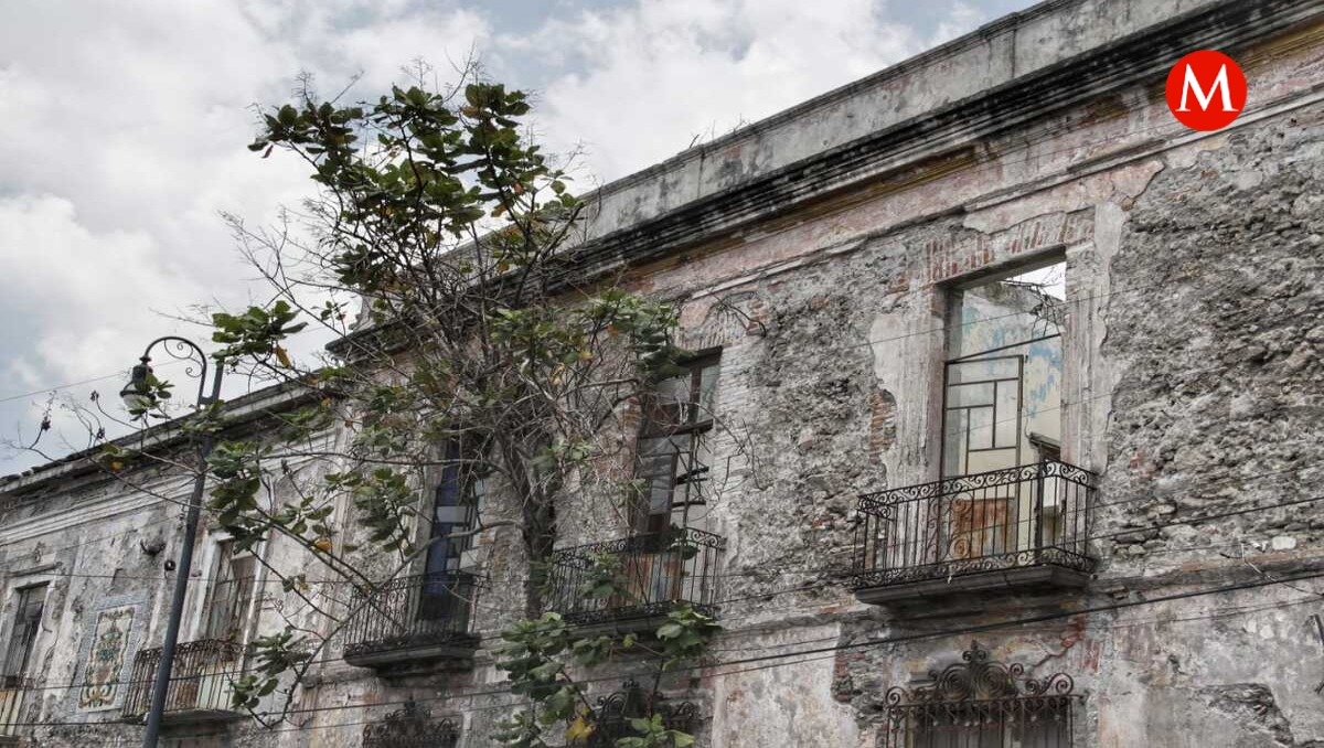 Constructores plantean proyecto para recuperar casonas en CH de Puebla | Melanie Torres