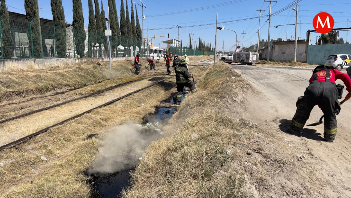 Fuga de combustible alerta a vecinos de Bosques de Amalucan en Puebla | Jesús Zavala