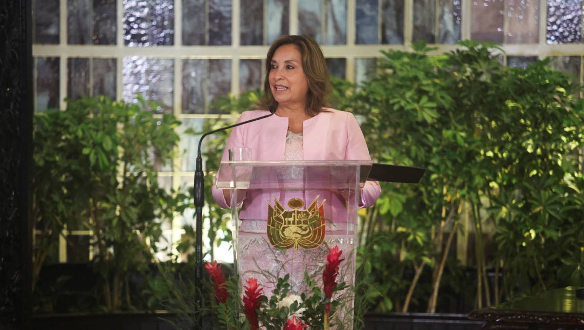 La presidenta de Perú sustituyó a Alberto Otárola por un audio filtrado | Reuters