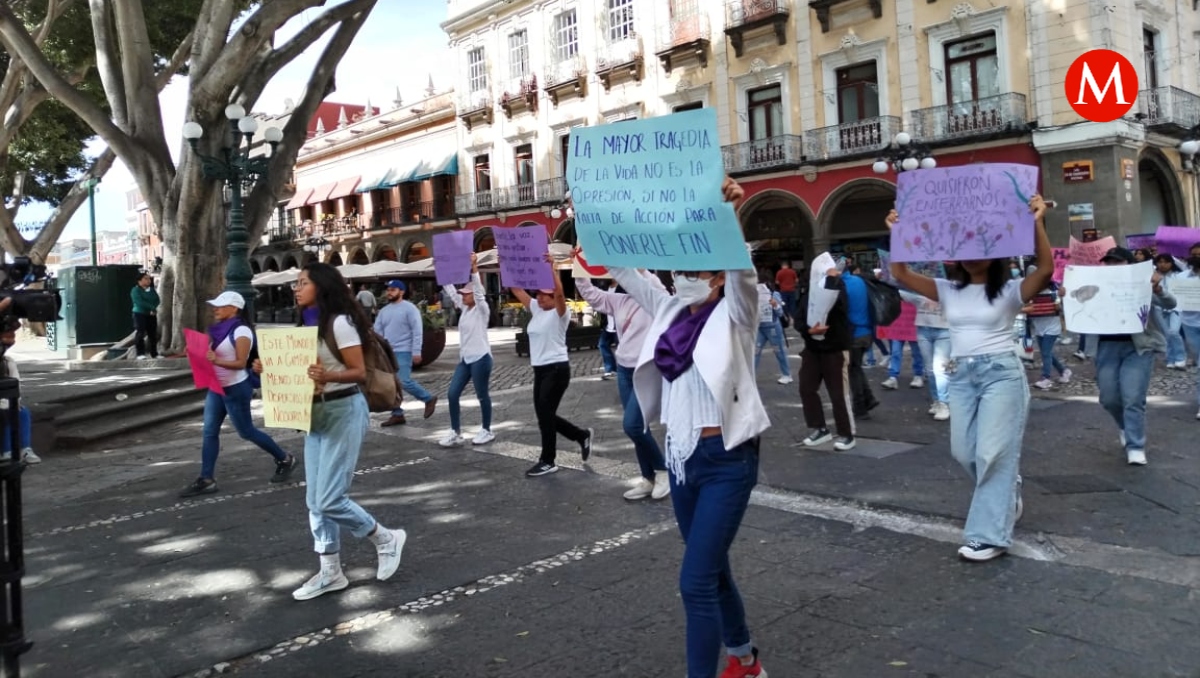 Agrupación de mujeres exige igualdad salarial en marco de 8M en Puebla | Angélica Tenahua