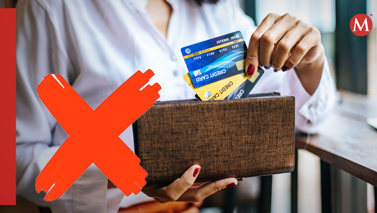 Conoce qué debes tomar en cuenta antes de aceptar una tarjeta de crédito. (Freepik)