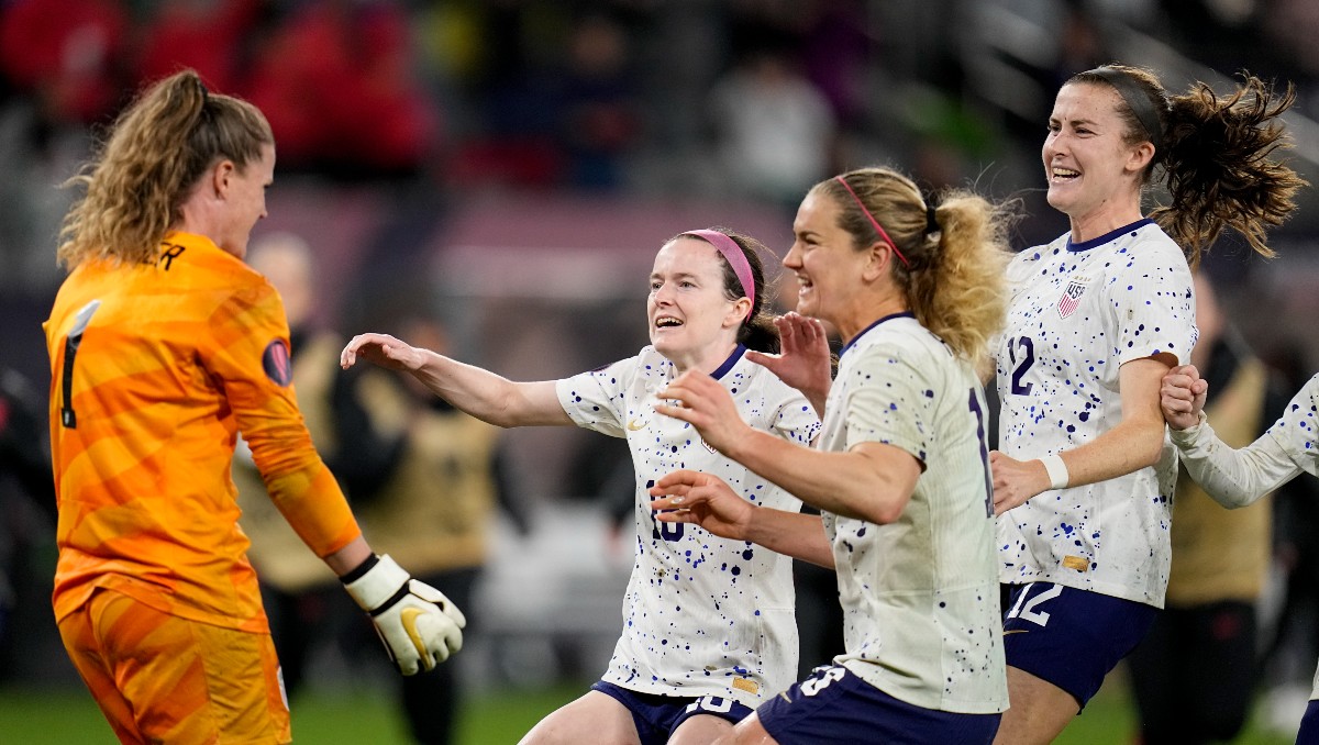 Estados Unidos avanza a la final de la Copa Oro W (AP)