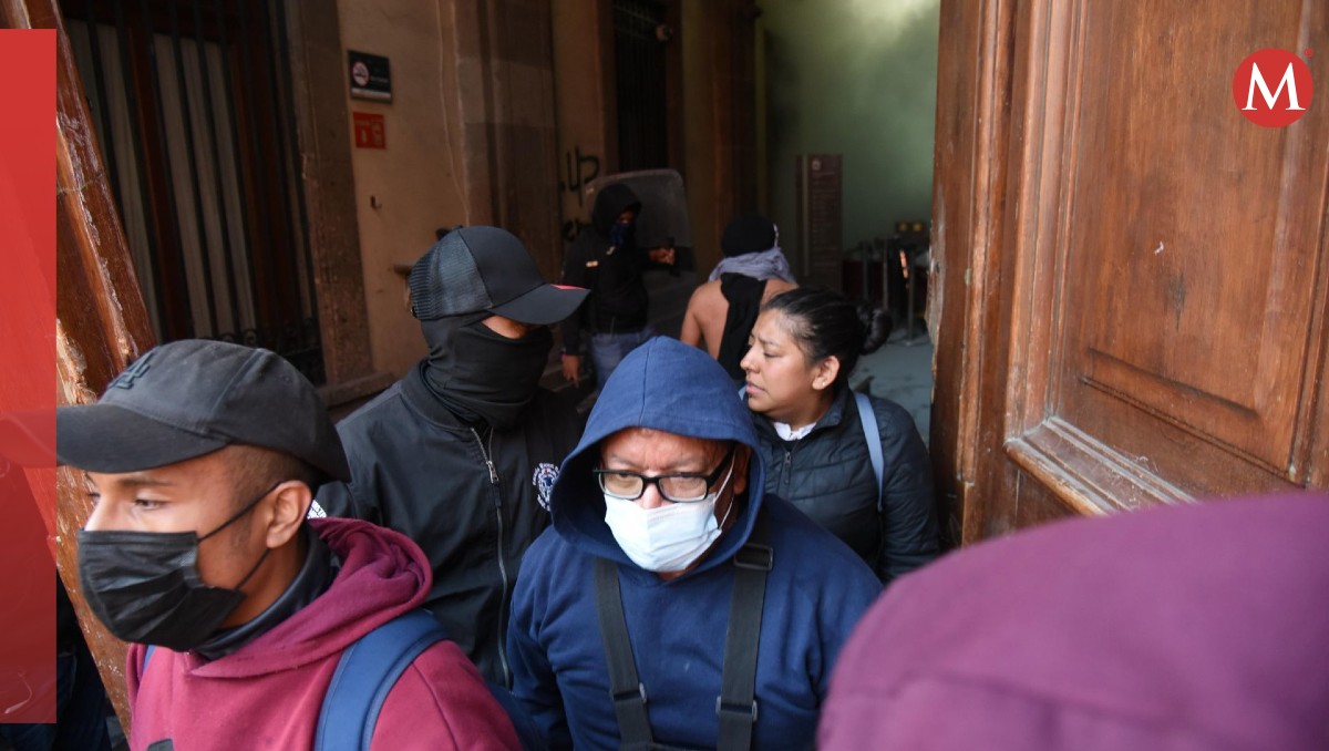 El mandatario llamó a los padres de los normalistas a no dejarse manipular. | Cuartoscuro
