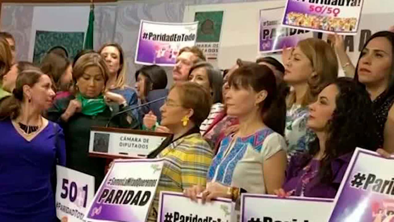 Mujeres en Plural' celebra su 15 aniversario