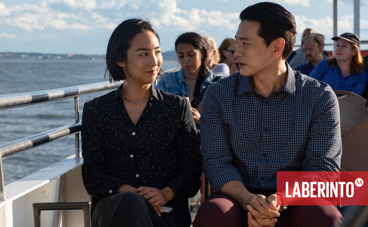 Greta Lee y Teo Yoo en 'Vidas pasadas'.
