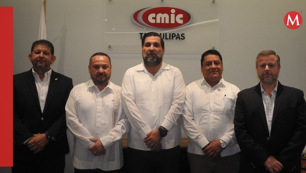 Luis Méndez Jaled (centro) visitó la Delegación Tamaulipas de CMIC.