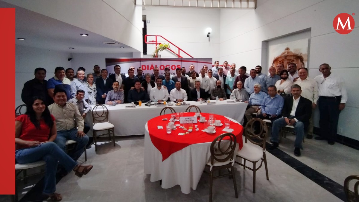Luis Rafael Méndez Jaled, aspirante a dirigir CMIC Nacional visita Delegación Tamaulipas. (Víctor Hugo Durán)