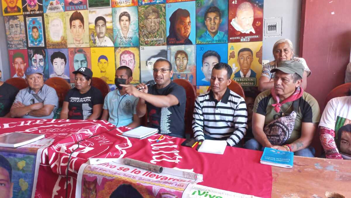 Los padres de los normalistas desaparecidos se mantienen al margen de cualquier movimiento de tipo político. | Especial