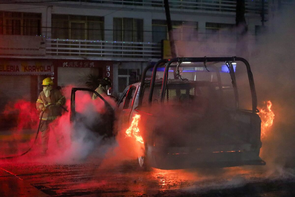 Una patrulla fue incendiada luego de que un normalista fuera abatido en Guerrero. | Cuartoscuro