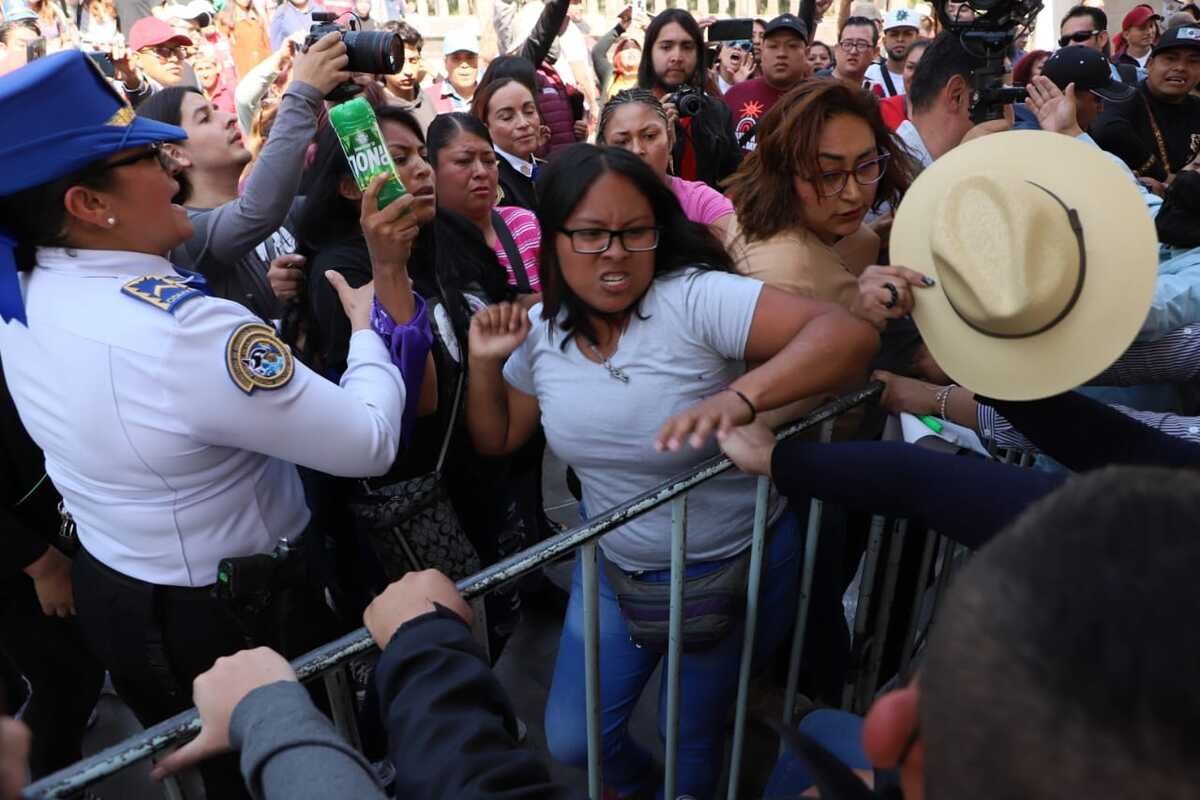 Las agresiones físicas fueron de ambas partes. | Foto: Octavio Hoyos.