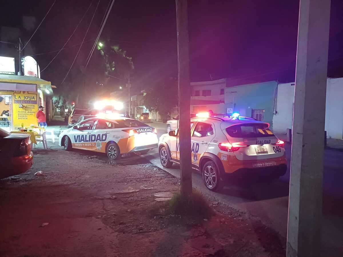 La conductora se hizo acreedora a una multa que asciende los 6 mil 500 pesos más los gastos de grúa. | Especial