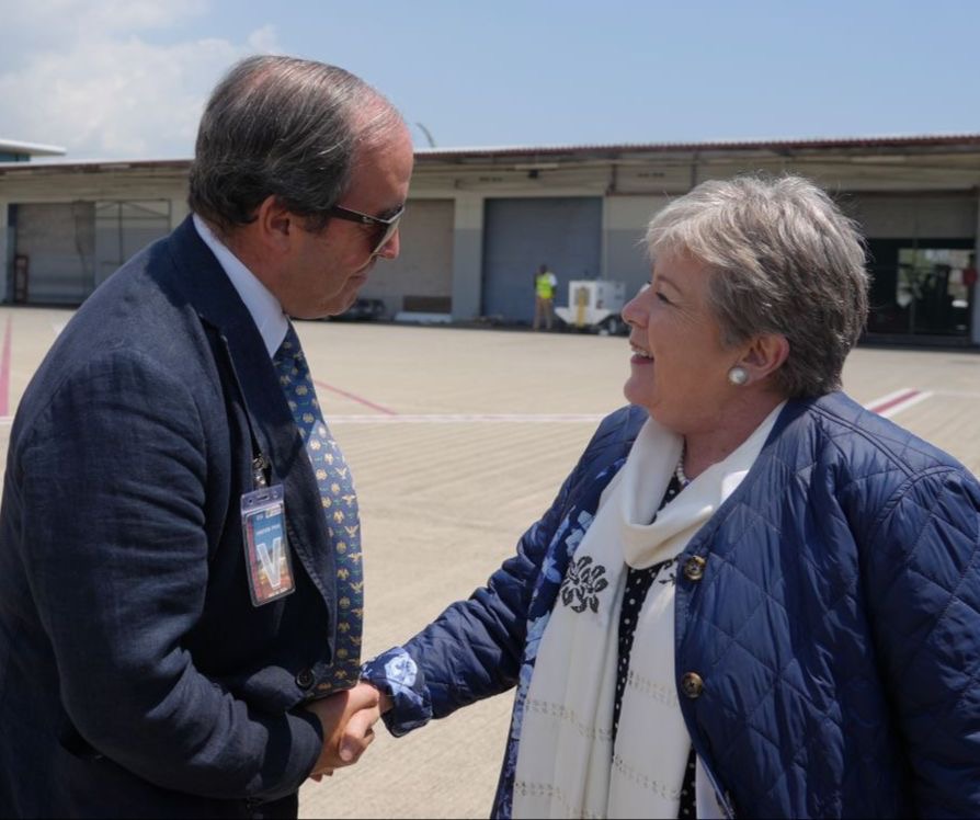 Alicia Bárcena llega a Jamaica. | Foto: Especial