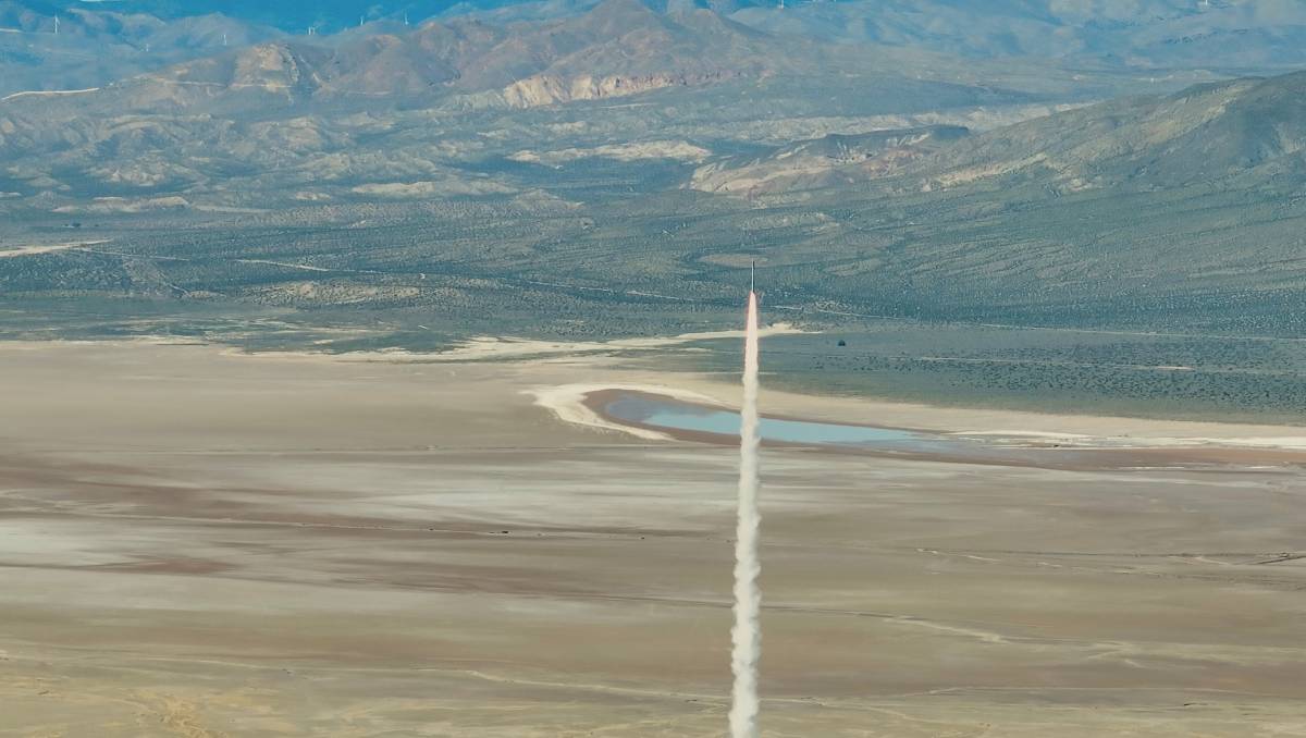La empresa Stratolaunch completó con éxito el primer vuelo propulsado del vehículo de pruebas hipersónico reutilizable, Talon-A. | Reuters