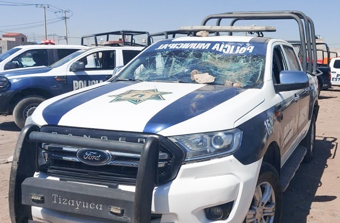 Patrullas recibieron daños durante el altercado en Tizayuca