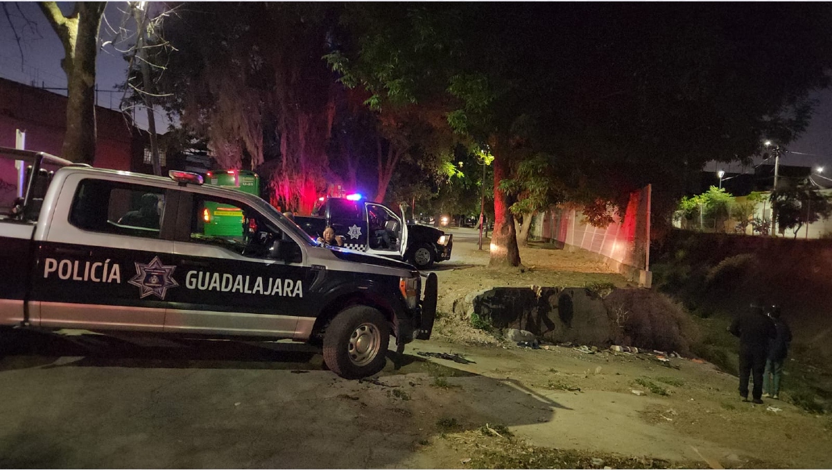 Policia de Guadalajara atiende reporte de hallazgo de restos humanos