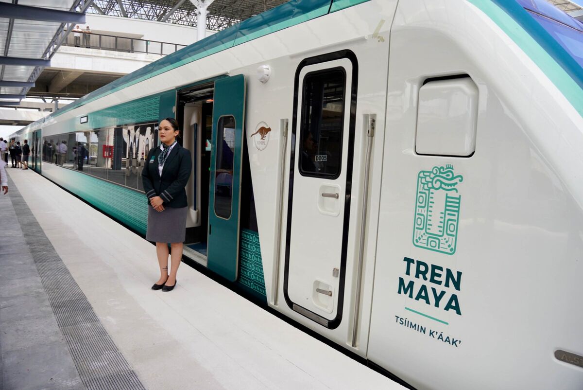 El Tren Maya puede rehusarse a transportar menores de edad que viajen solos y mujeres con siete meses de embarazo. | Cuartoscuro
