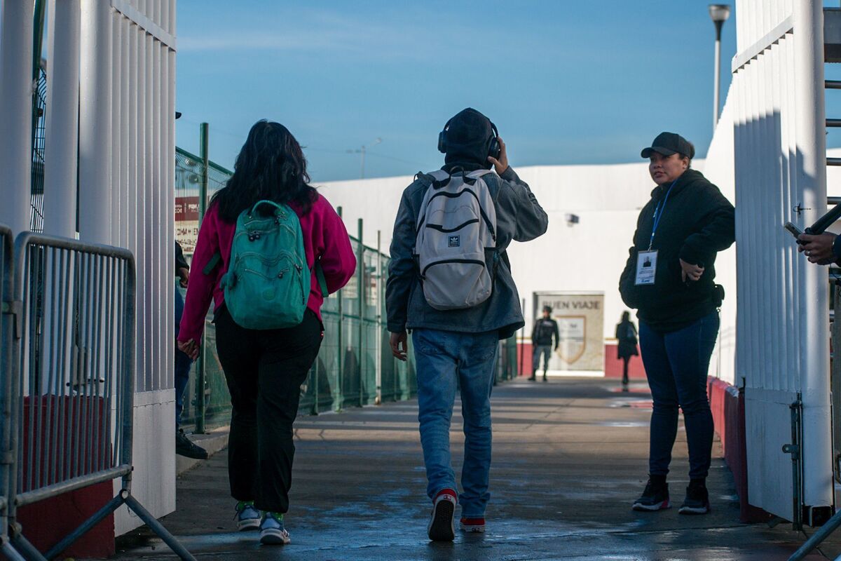 Incrementa preocupación por seguridad ante posibilidad de cruces masivos de migrantes en Baja California | Cuartoscuro