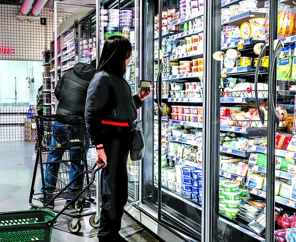 El índice subyacente, que excluye alimentos, se ubicó en 3.8 por ciento. SHUTTERSTOCK