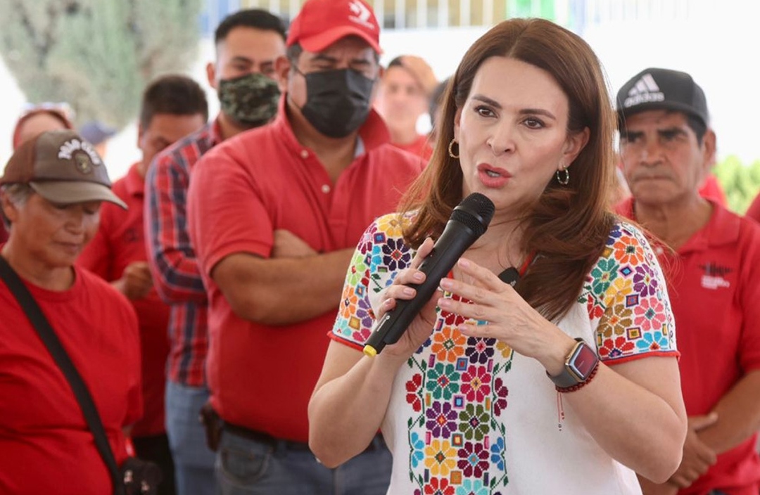 “La política no es de modas, ni de banalidades": Carolina Viggiano.