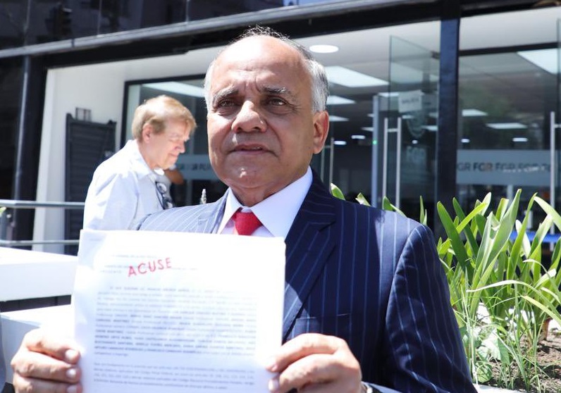 Manuel Añorve presenta denuncia contra Álvarez Máynez ante la FGR. | Foto: Especial.