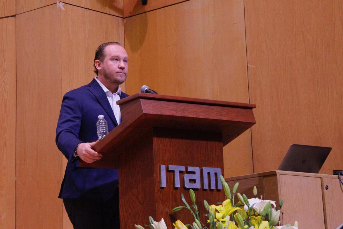 Santiago Taboada participó en un diálogo con estudiantes del ITAM | Especial