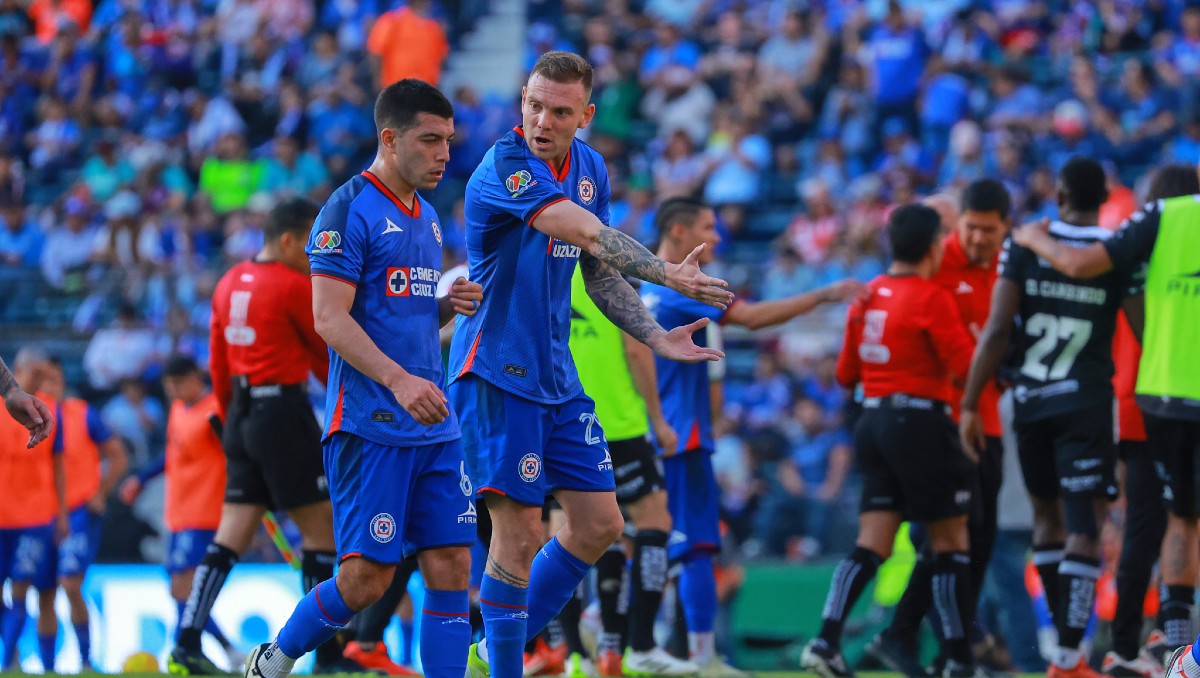 Cruz Azul sufre su tercera derrota en cuatro juegos tras caer ante el Necaxa (Imago7)