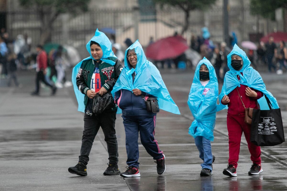 Se esperan lluvias con descargas eléctricas este domingo en México. | Cuartoscuro