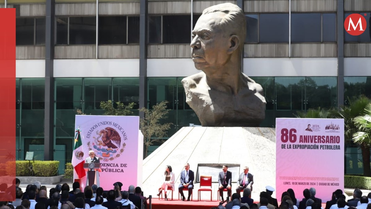 Ceremonia por el 96 aniversario de la Expropiación Petrolera en Pemex. | Javier Ríos