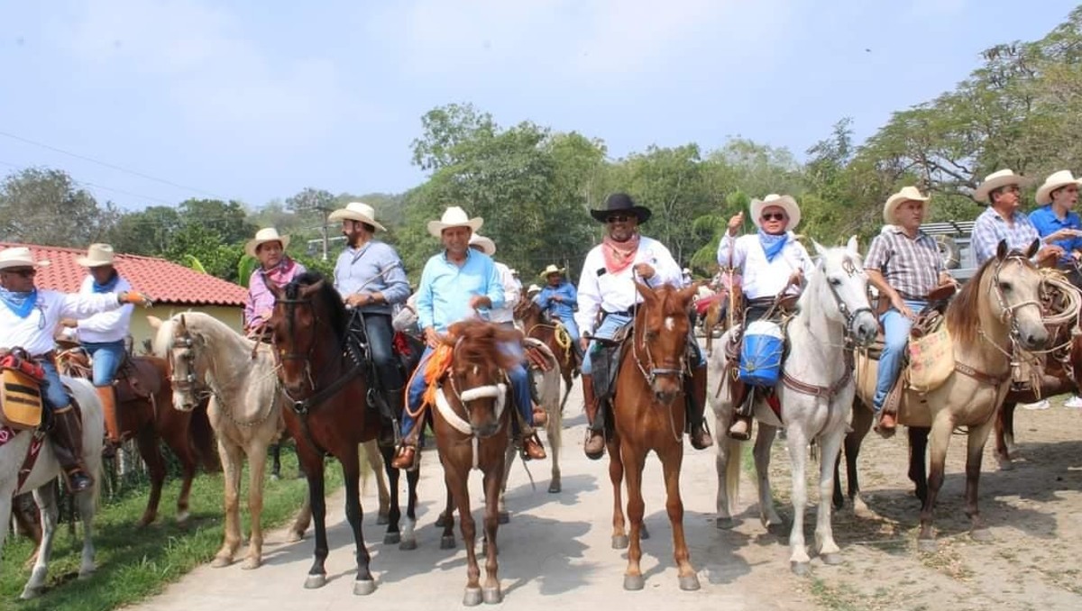 La comunidad de Atlapexco se reúne para disfrutar de la festividad de 'San José 2024 (Wendy Salazar)