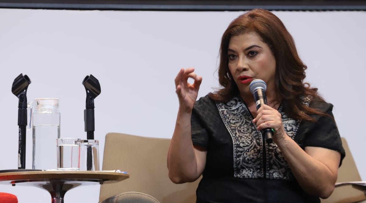 Clara Brugada, candidata a la jefatura de Gobierno asistió a un diálogo con alumnos de la IBERO | Foto. Jesús Quintanar
