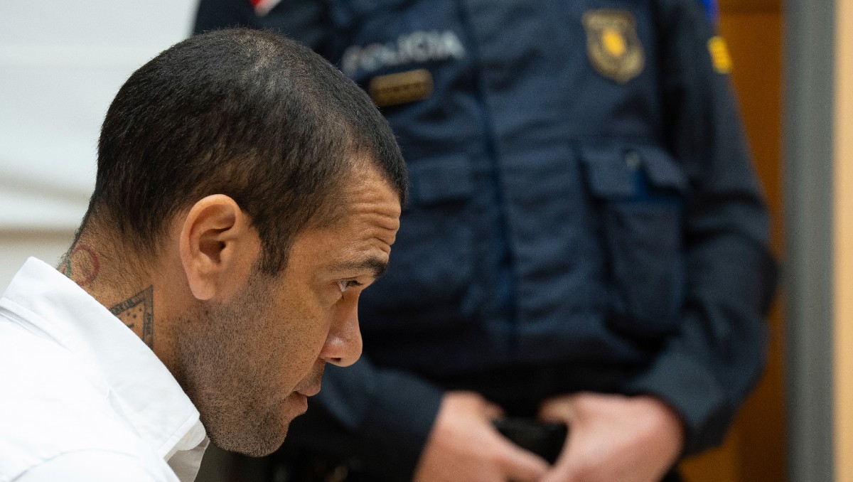 Dani Alves queda en libertad bajo fianza. | AP