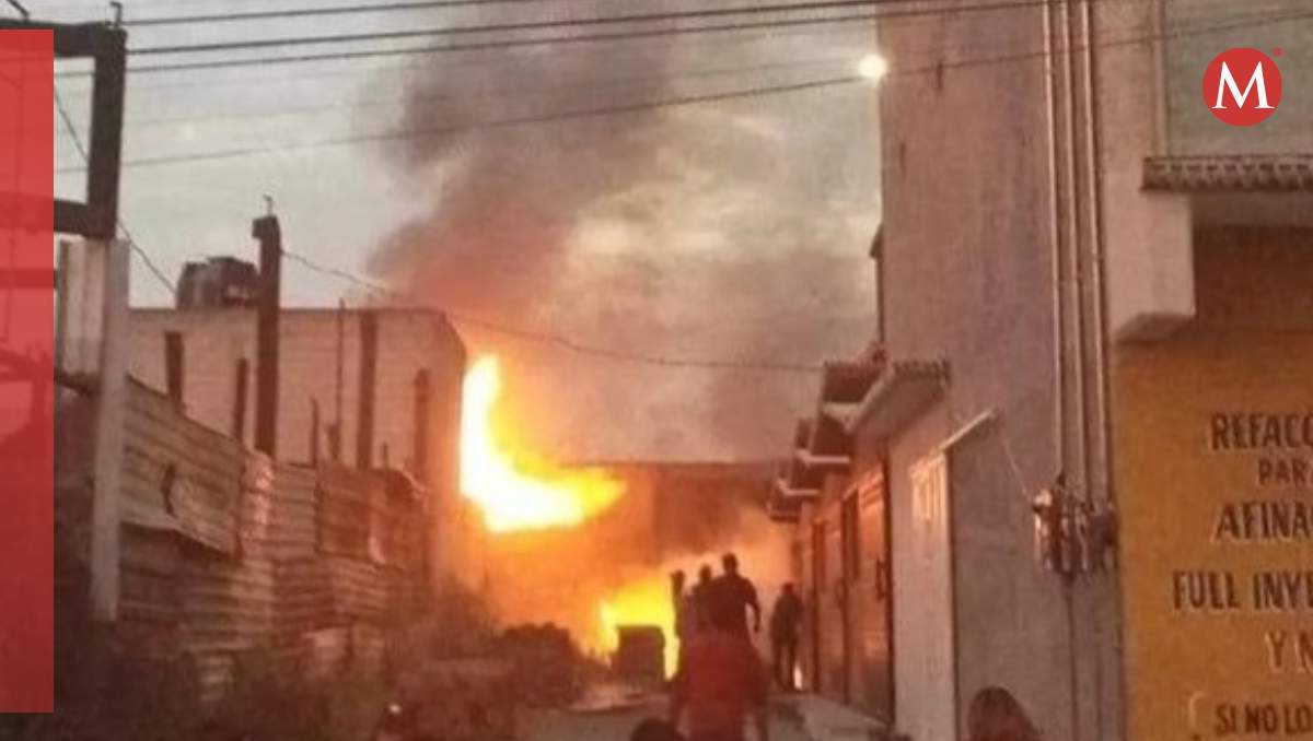Se incendia vivienda por toma clandestina de combustible en Huehuetoca| Foto: Carlos Zaid
