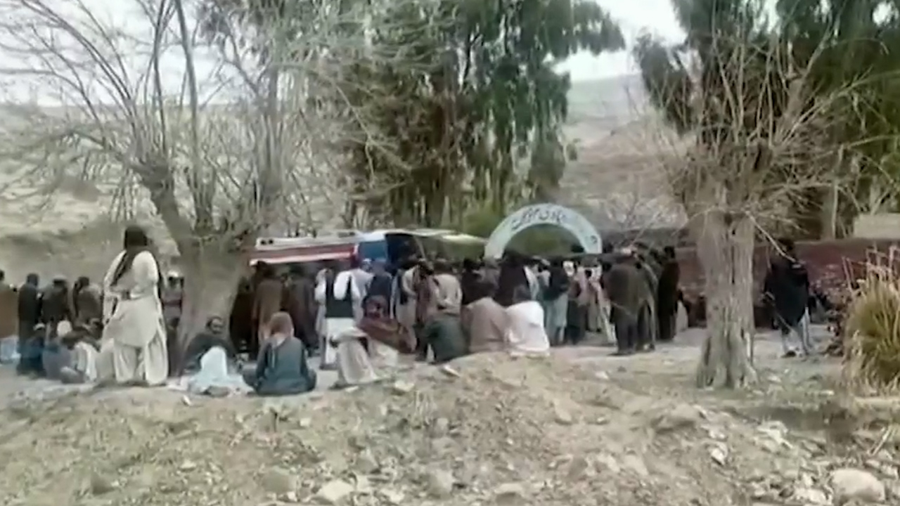 Pakistán: 12 mineros muertos tras explosión