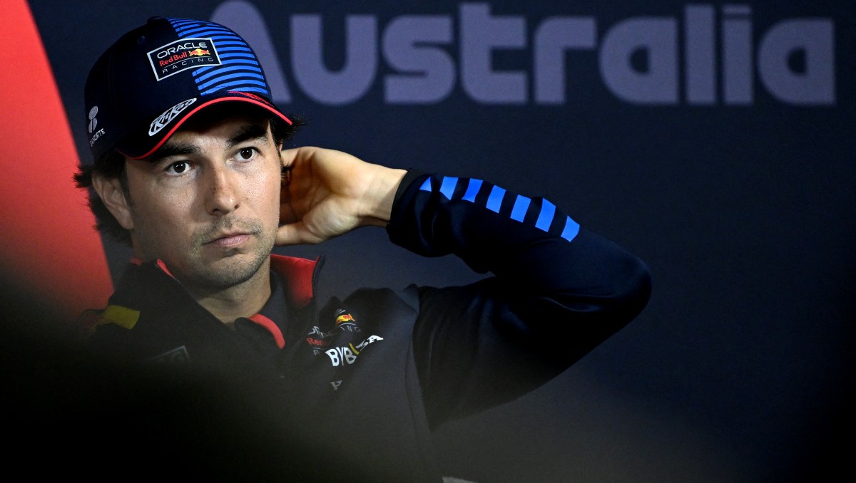 'Checo' Pérez minimiza los rumores sobre la posible salida de Verstappen (Reuters)