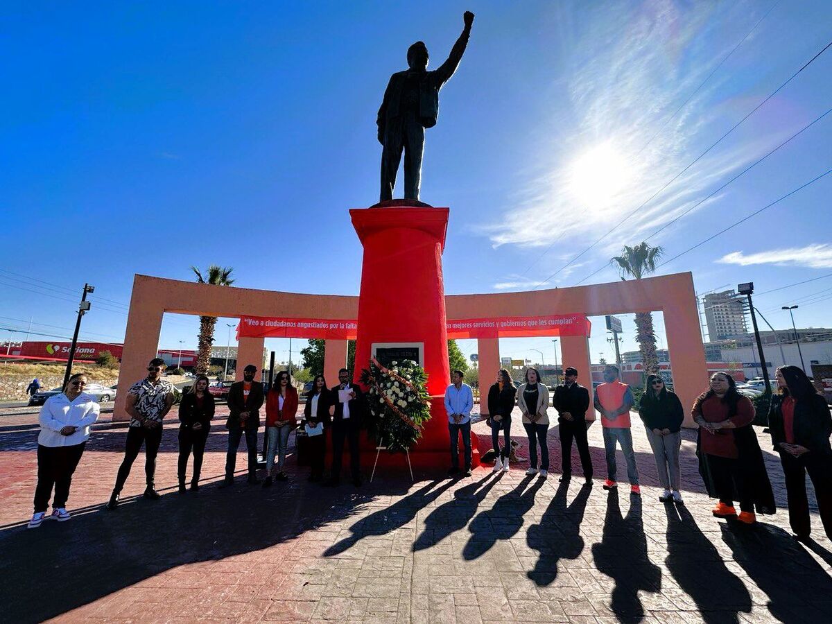 Kike Valles rindió homenaje a Luis Donaldo Colosio Murrieta.