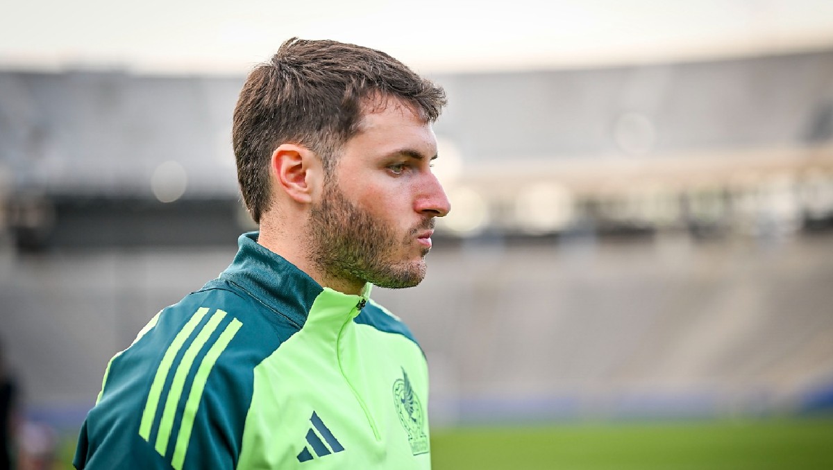 Santiago Giménez y su deseo por tener minutos con el Tri (Imago7)