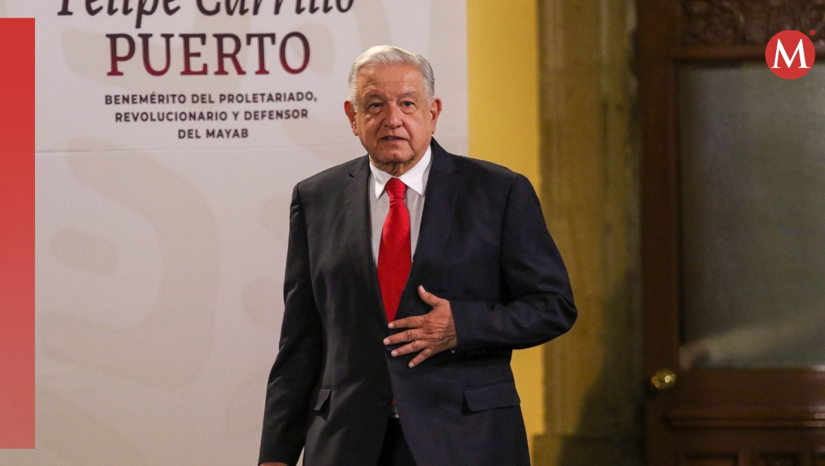 El Presidente a su llegada al Salón de Tesorería de Palacio Nacional para su conferencia.  | Cuartoscuro