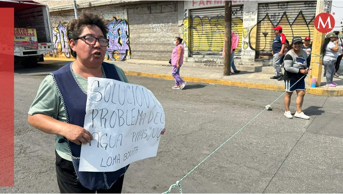 Fuga de agua en Los Reyes La Paz deja sin agua a habitantes de Neza| Foto: Zuleyma García