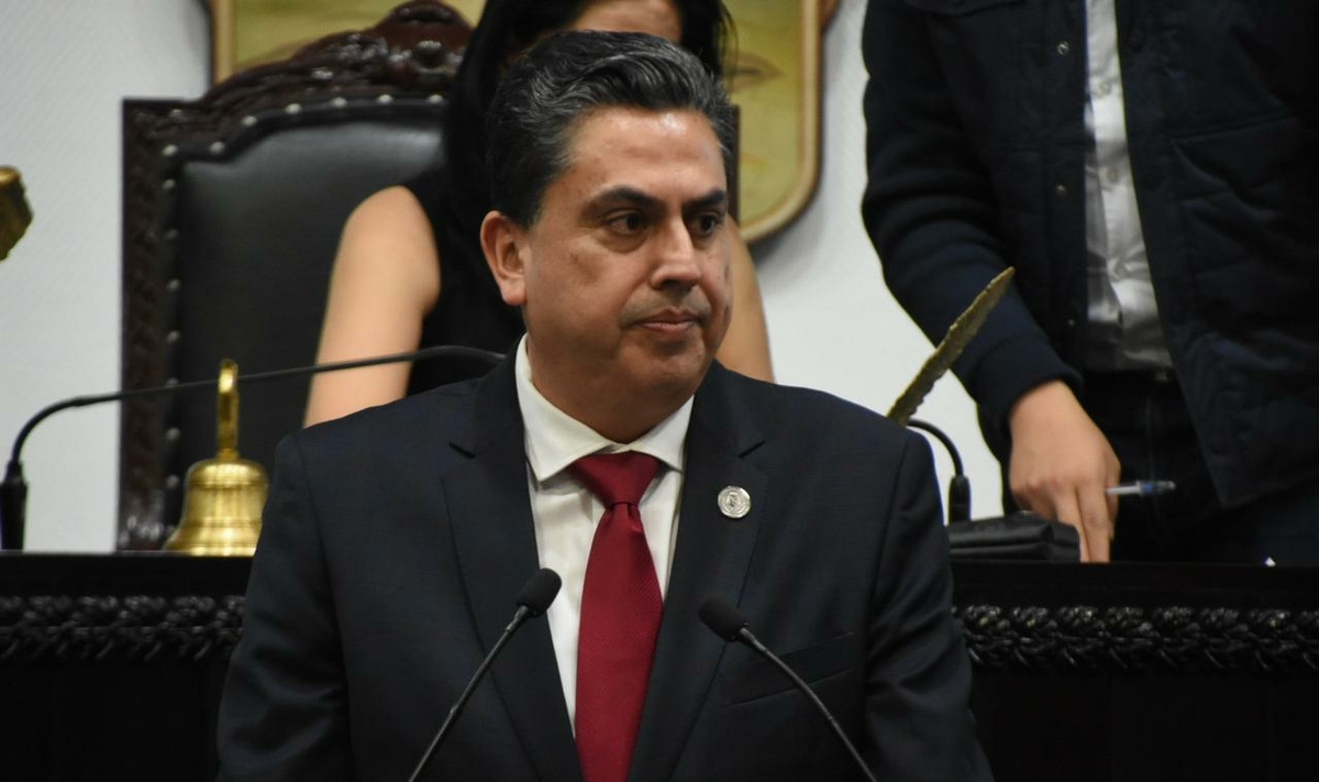 Osiris Leines, presidente de la junta de gobierno.