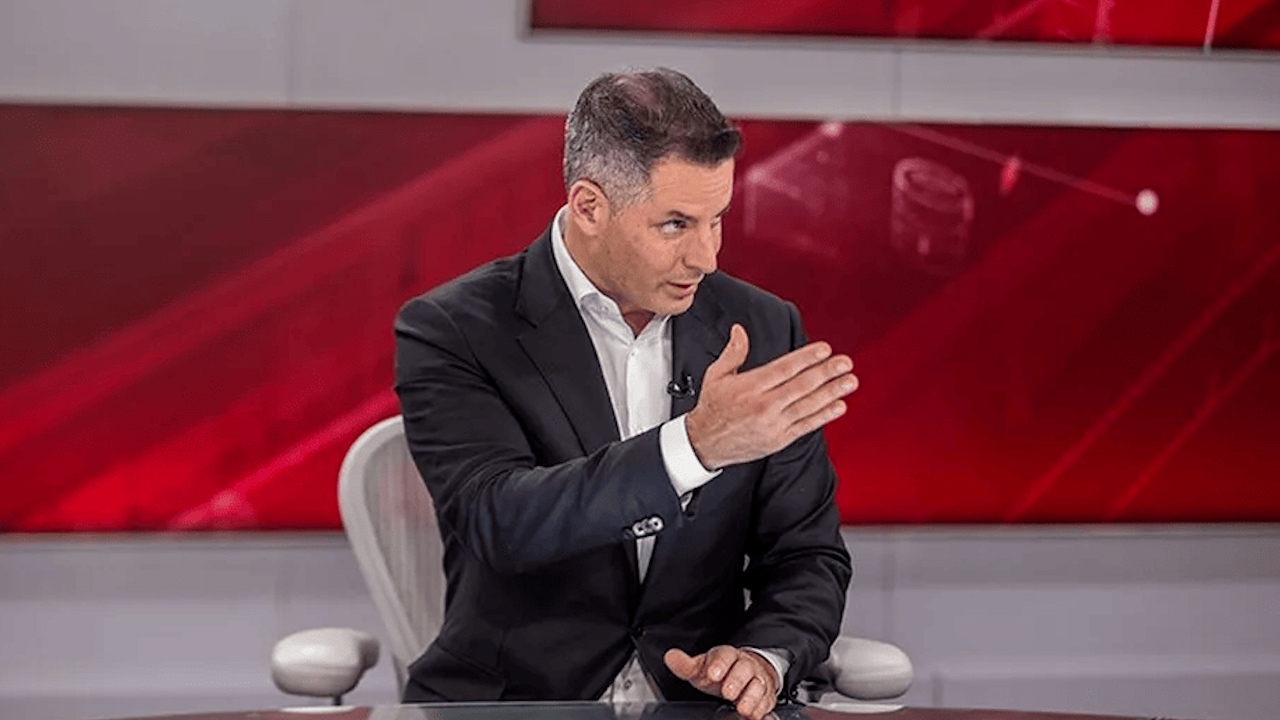 "Me dejaron con la puerta cerrada": Murat tras pedir derecho a réplica a Xóchitl