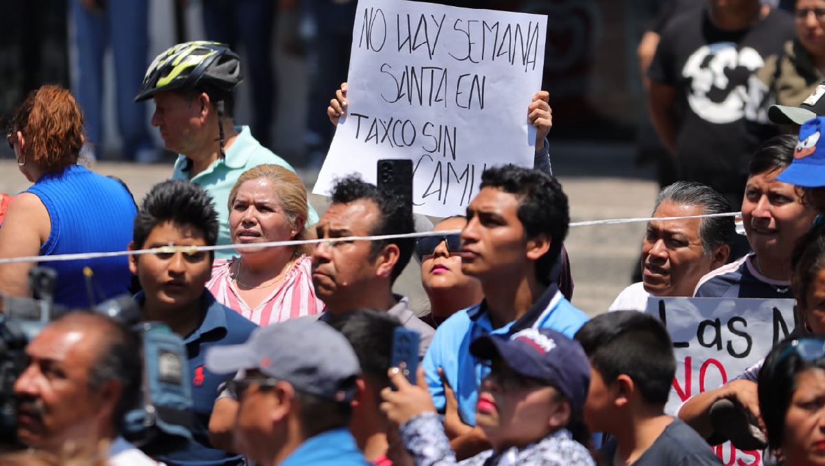 Ciudadanos de Taxco protestan ante asesinato de Camila.