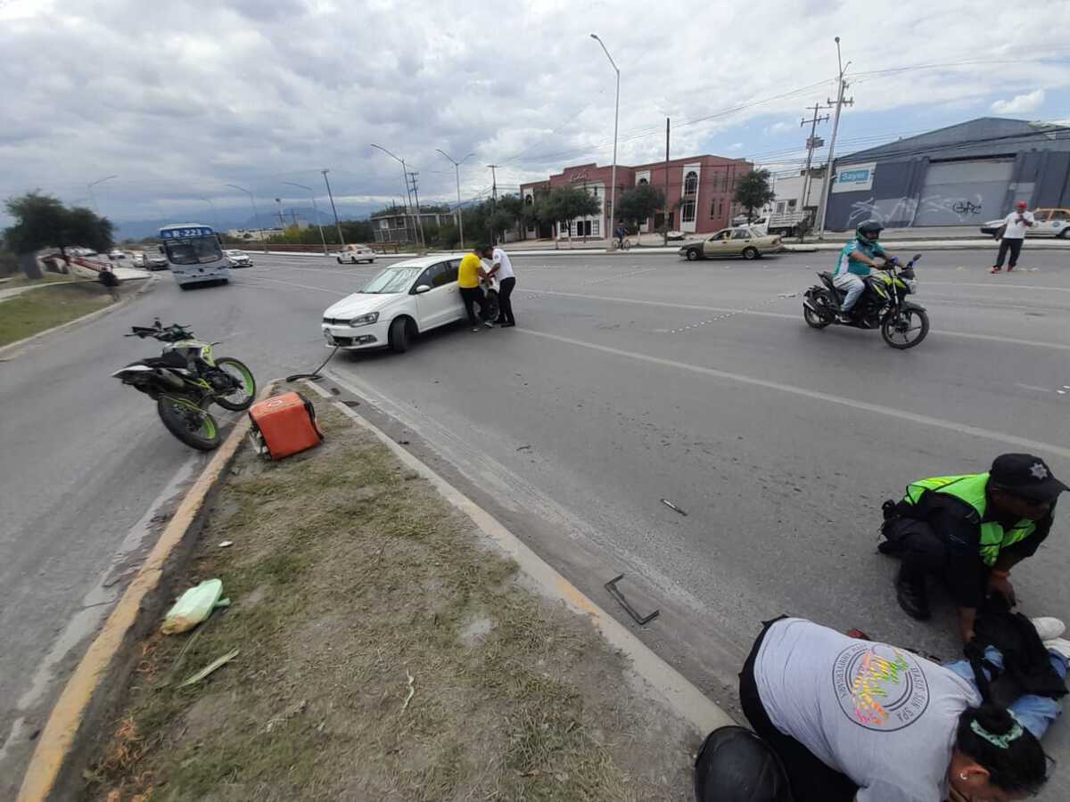 Motociclista sufre amputación de su pierna tras choque en Juárez. Foto: Israel Santacruz