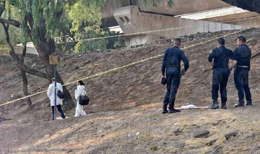 La mujer fue hallada sin ropa y con golpes en la colonia Ticomán.